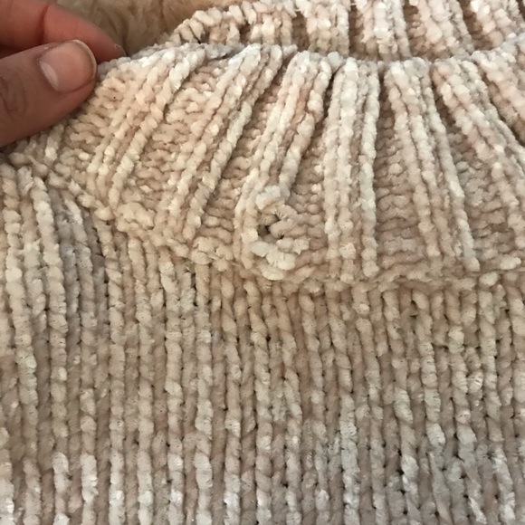 **SOLD** Princess Polly Rainy Nights Sweater - Picture 9 of 9